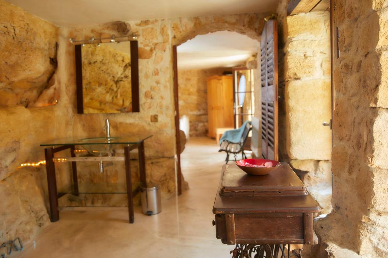 Domaine De Cantegrel - Gites De Charme Et Suite Troglodyte En Perigord Vitrac (Dordogne) Exterior foto