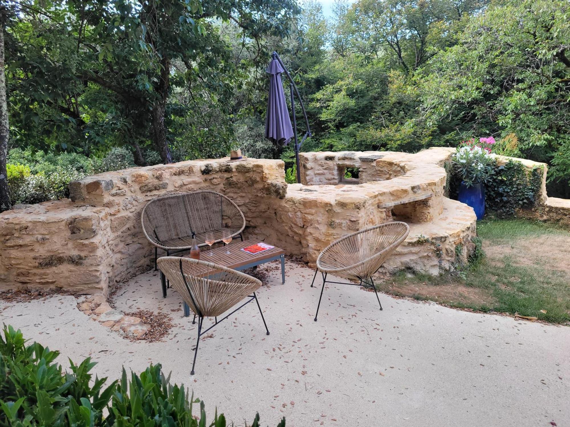 Domaine De Cantegrel - Gites De Charme Et Suite Troglodyte En Perigord Vitrac (Dordogne) Exterior foto