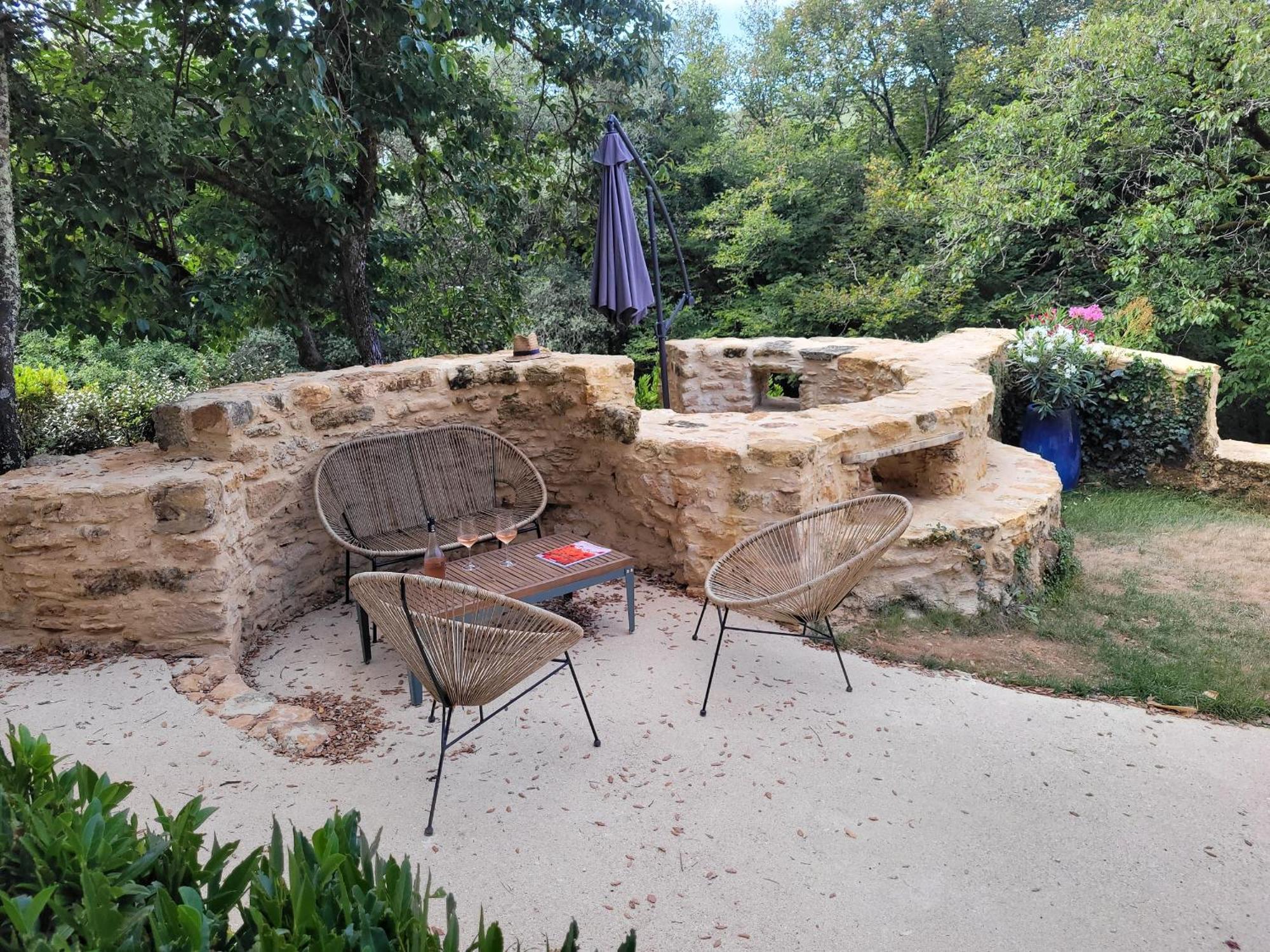 Domaine De Cantegrel - Gites De Charme Et Suite Troglodyte En Perigord Vitrac (Dordogne) Exterior foto